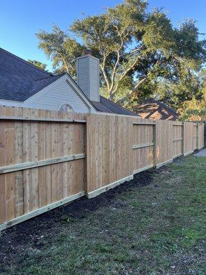 6'6 Good-Neighbor Fence