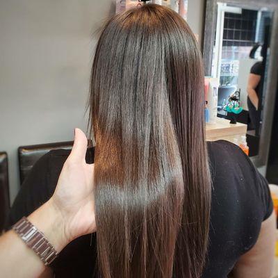 Brazilian blowout straightening treatment