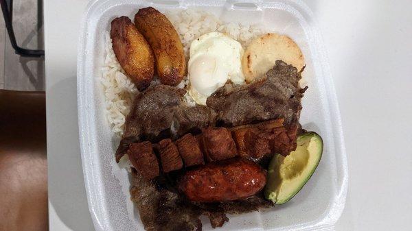 Bandeja paisa