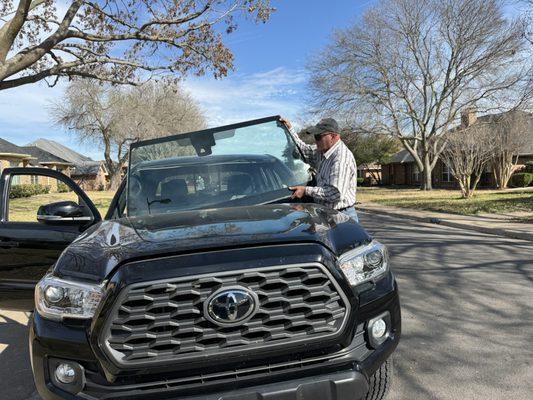 Windshield replacement