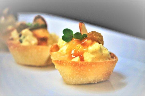 Curried Chicken Salad Wonton Cup