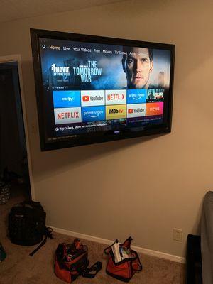 Wireless tv installation on full motion mount ( no wires shown)