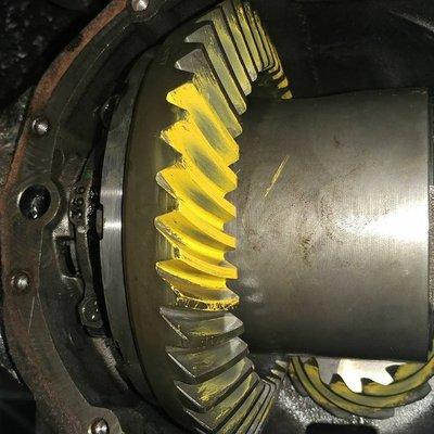 The driveline shop , Eaton true track w/4.1 gears