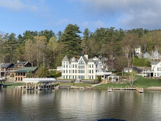 Luxury lakefront home on Lake George NY 
Beachfront home, 7 bedroom 5 bath
Beachfront
Boat dock
#luxurylifestyle