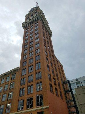 Tribune Tower, Oakland