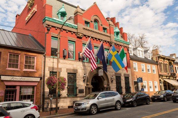 Lightfoot building with its Romanesque Revival style