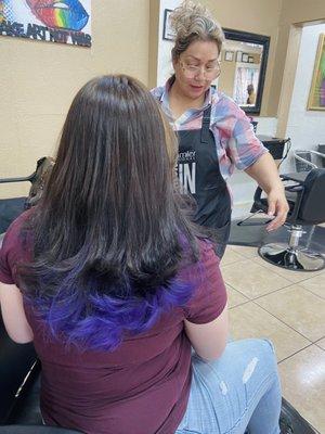 Corte y color de cabello a la moda con estilistas profesionales  y certificadas