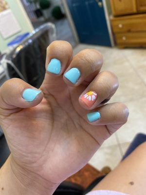 Cute summer nails!