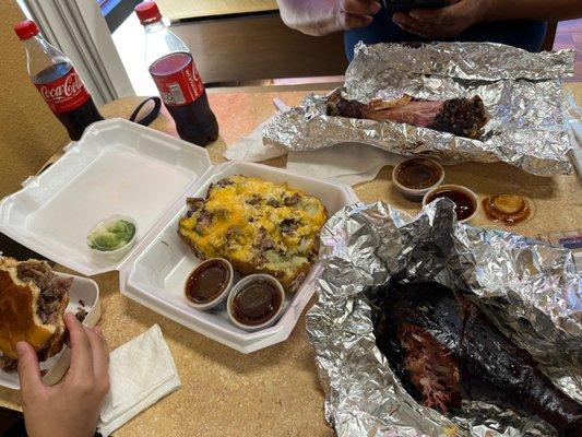 Ray's Bar-B-Q