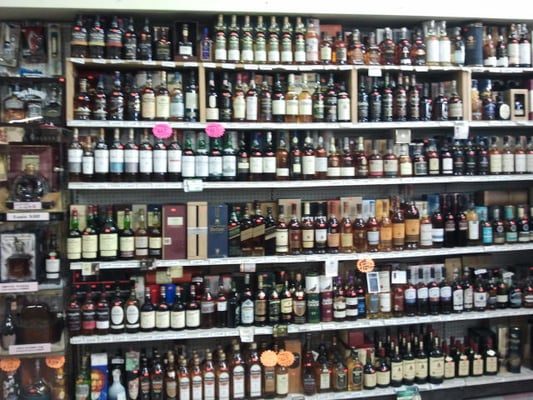 Banksville Wine and Liquors