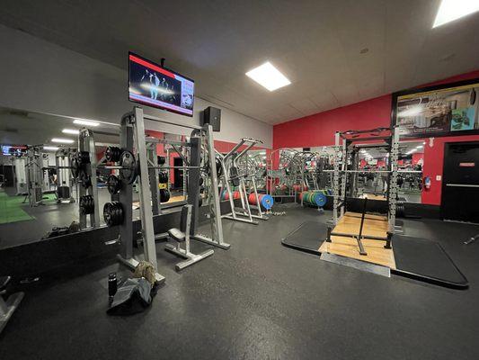 Smith machine to squat rack, we got you covered!