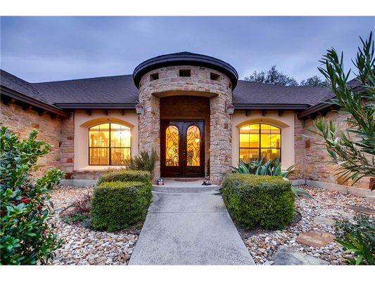 For Sale! 532 Buena Vista Dr, Georgetown, TX $599,900