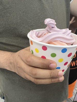 Frozen yogurt