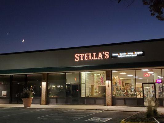 Stella's Entrance and Parking