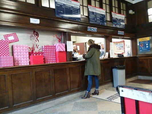 Nicely decorated post office.