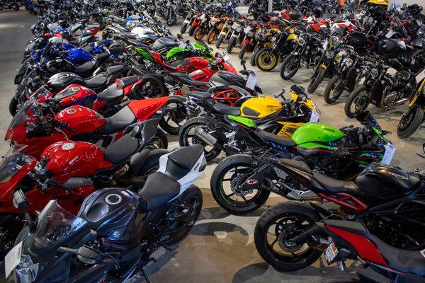 SuperBike Showroom