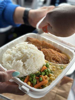 Fried fish fillet with creamy corn sauce