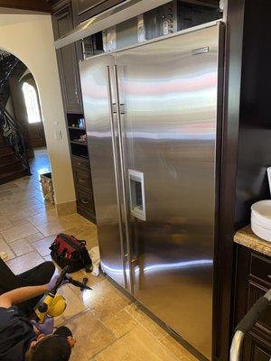 Sub-Zero refrigerator repair by appliance repair professionals.