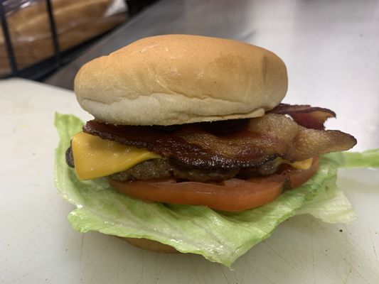 Never frozen always fresh bacon cheeseburger