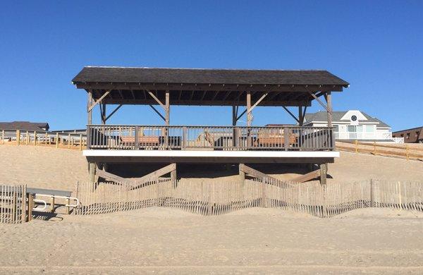 The pavilion to seat and look at ocean