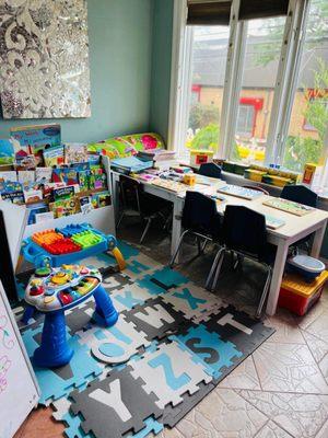 La Escuelita Bilingual Child Care