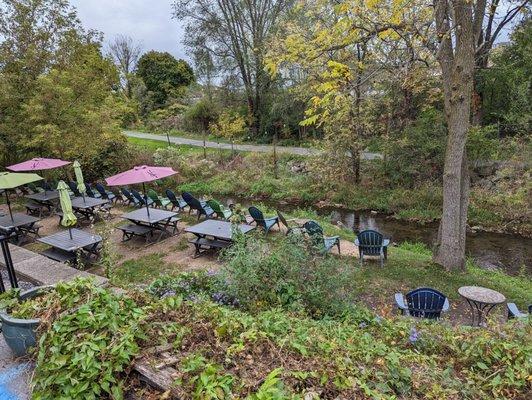 A view of the outdoor seating.