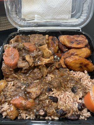 Oxtail. Rice and peas. Plantain.