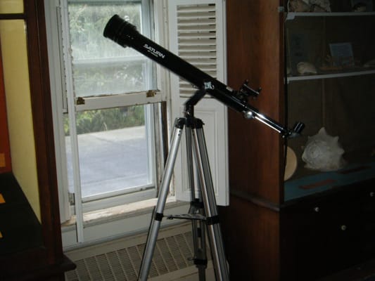 Refracting telescope