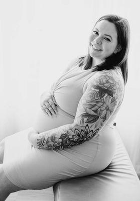 Maternity Photographer Rochester Ny