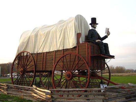 World's Largest Covered Wagon located in Lincoln, IL