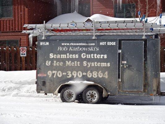 Trailer left in no parking area all weekend!!