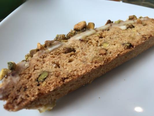 Lemon lime pistachio biscotti... tasty!