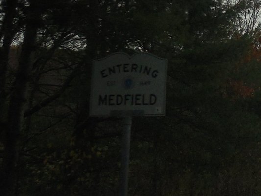 Entering Medfield from Sherborn.