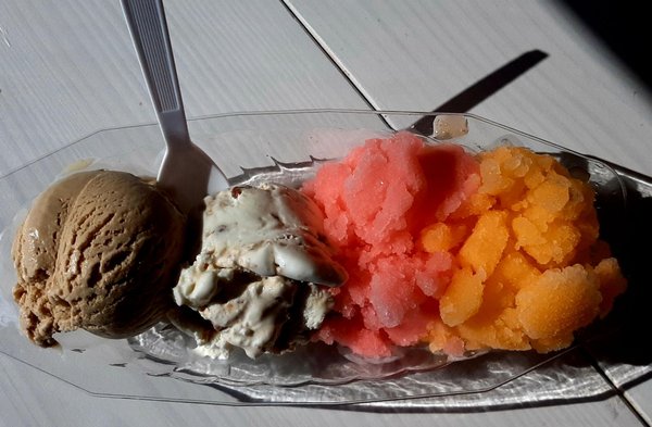 Ice Cream Flight $5.95 four scoops. My picks? Coffee, Pralines & Cream, and Italian Ice flavors of Watermelon and Mango on right side.