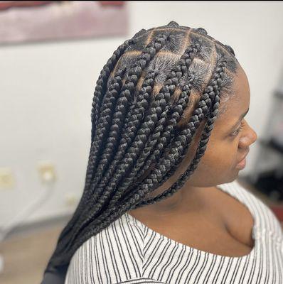 Large Knotless Braids