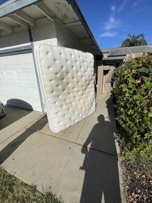 Mattress and couch removal in Fresno, Ca