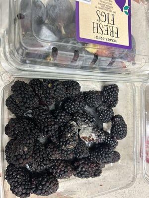 Waste of money!!! Majority of the blackberries were moldy