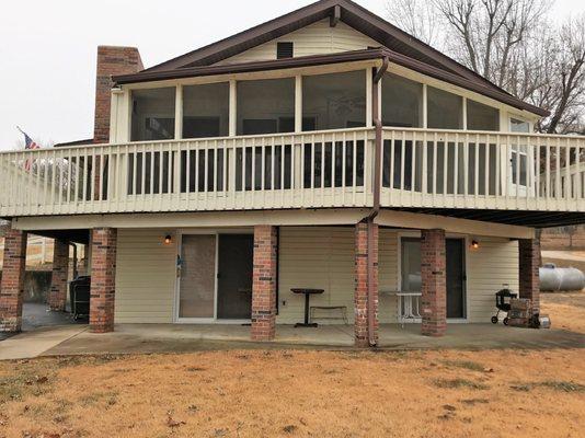 WATERFRONT HOME on 326 acre lake in Cuba, MO.