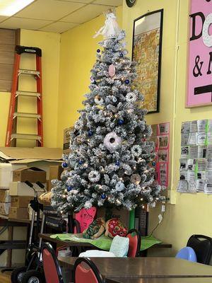 Christmas Donut Tree!