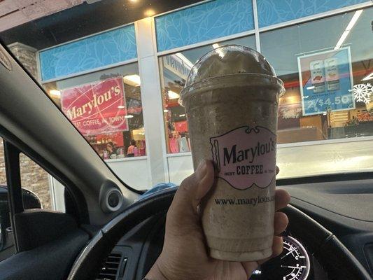 Oreo frozen drink, medium, with whipped cream