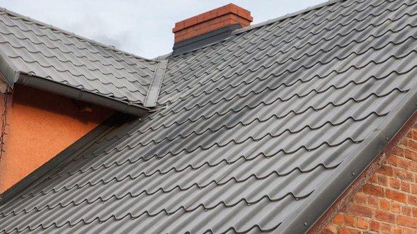 Isaia's Roofing and Siding