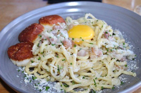 For Housemade Pasta I had the Carbonara made with river bear guanciale, pecorino, parmesan, egg yolk, & chives with the addition of scallops