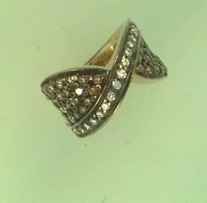 Brown & white diamond 14k yellow gold ring