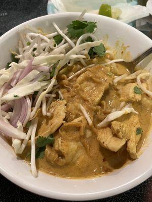 Khao soi curry