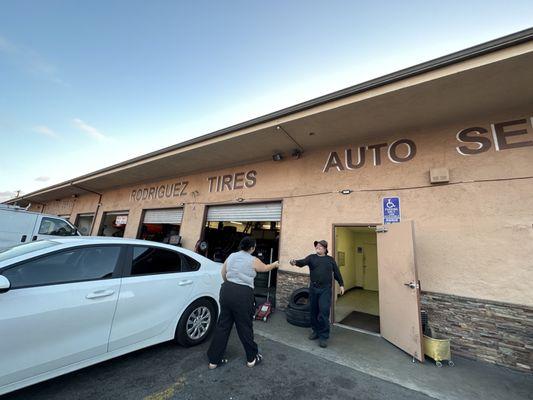 Johnny's garage is now Rodriguez Tires, owner is friendly