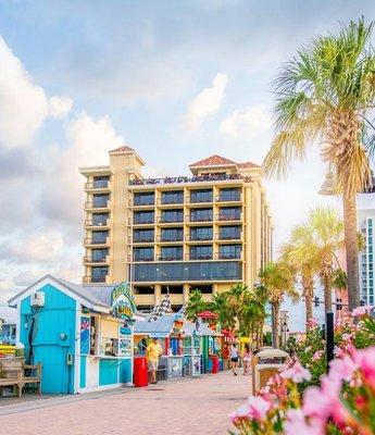 Outside View of Pier House 60 Clearwater Beach Marina Hotel