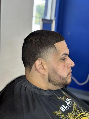 Crispy cut for men and beard trim.