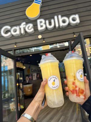 Mango slush with crystal jelly and rainbow jelly