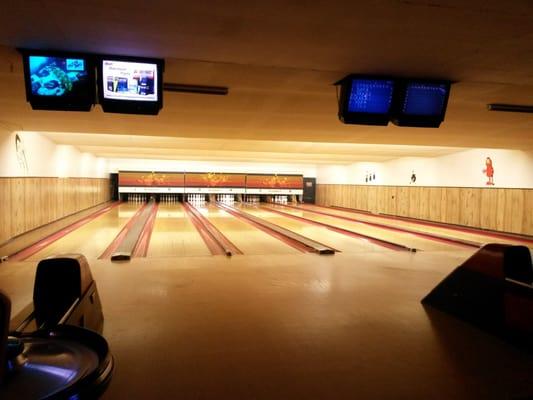 Wall to wall bowling!