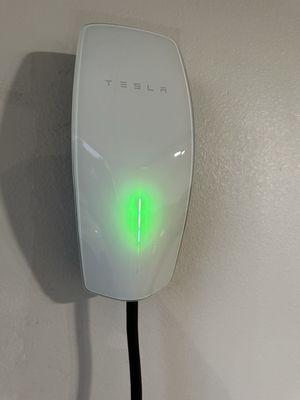 TESLA EV CHARGER